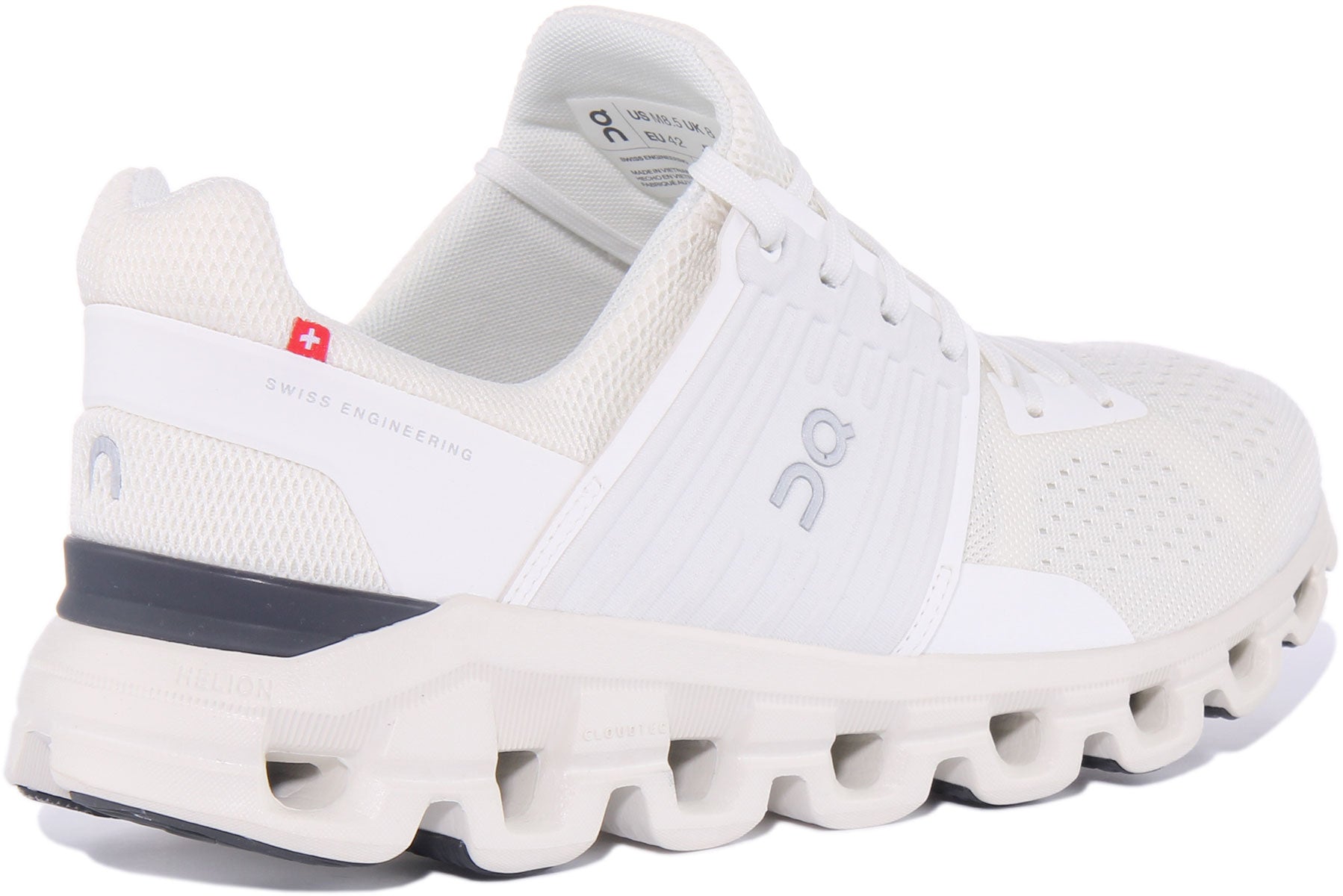 On Running Cloudswift In White For Men