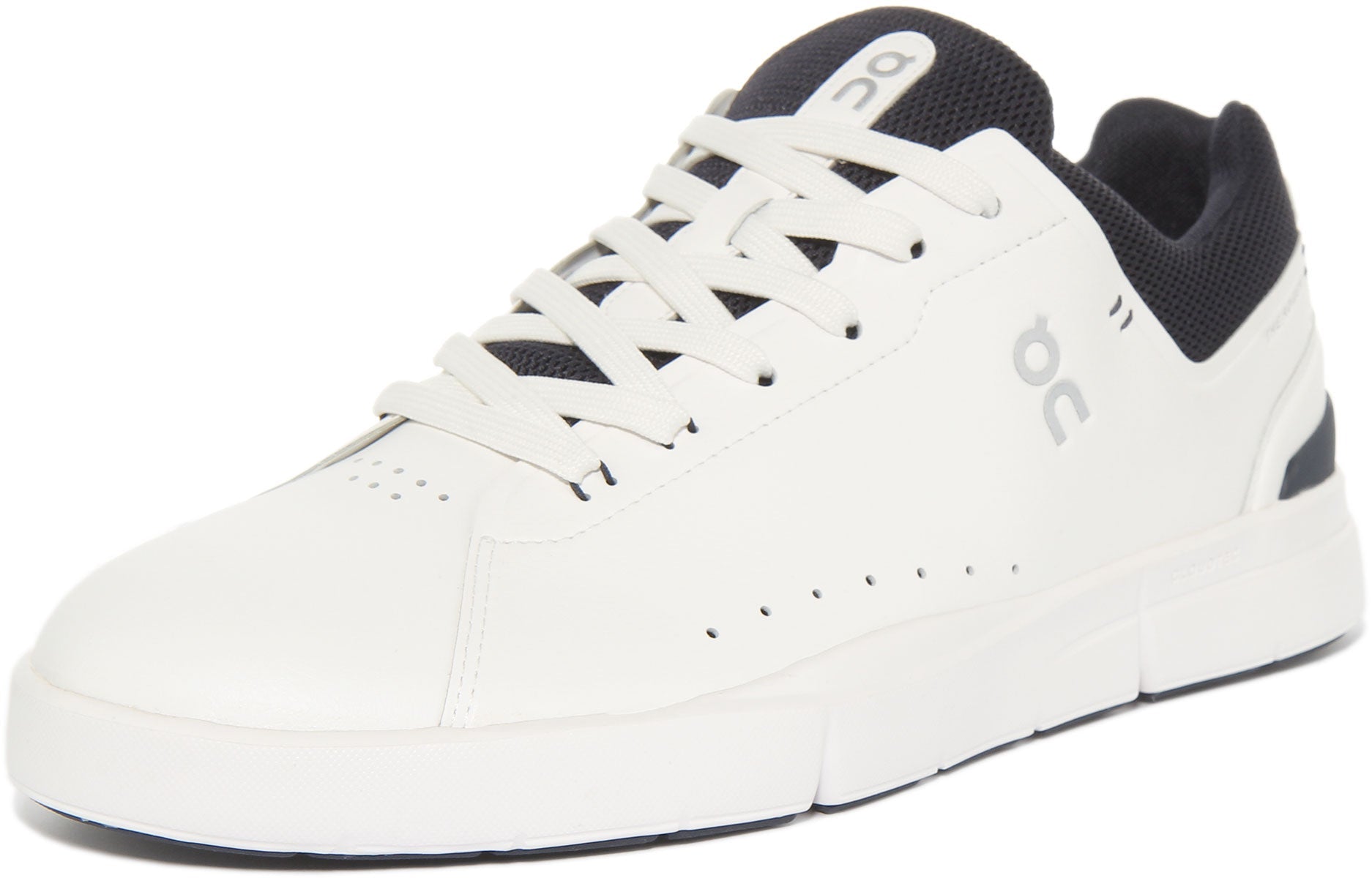 On Running The Roger Advantage In White Navy For Men