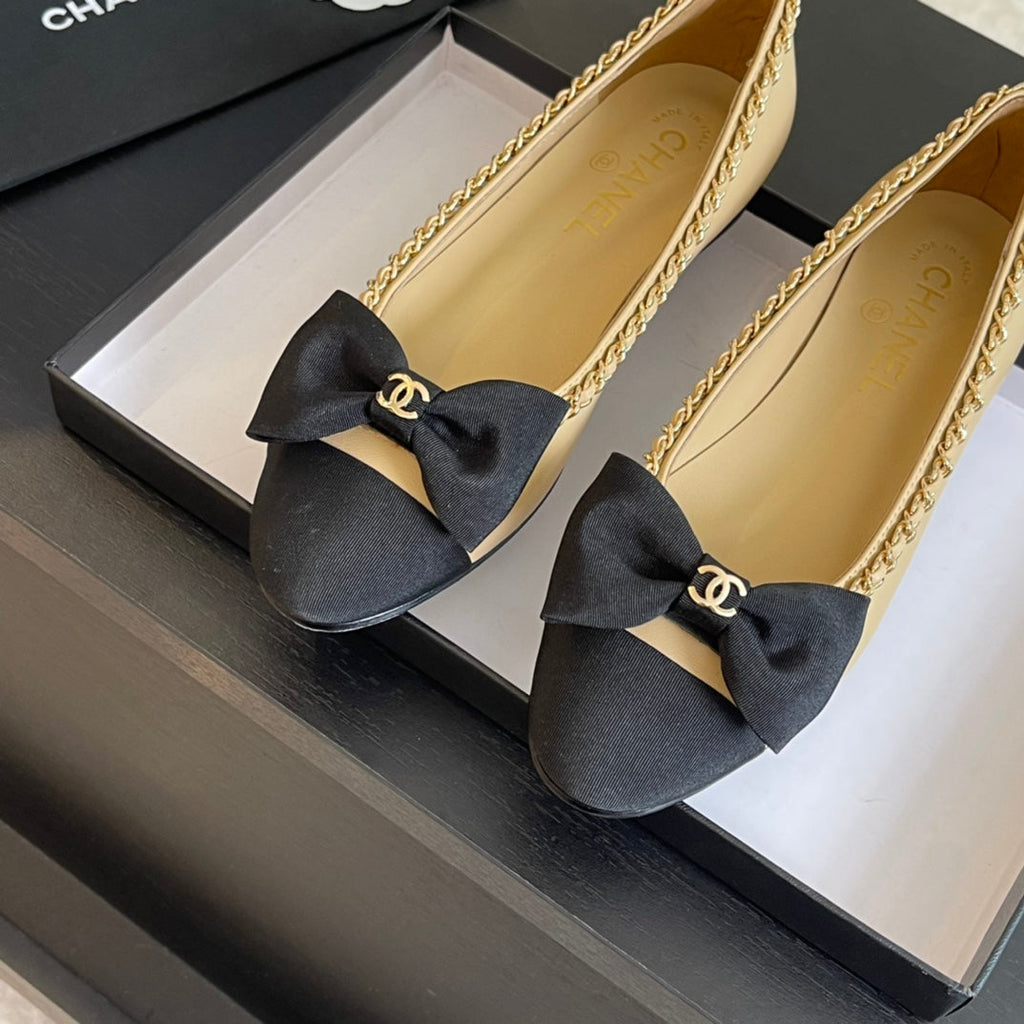 CHANEL BALLET FLAT BEIGE CREAM CALFSKIN AND FABRIC