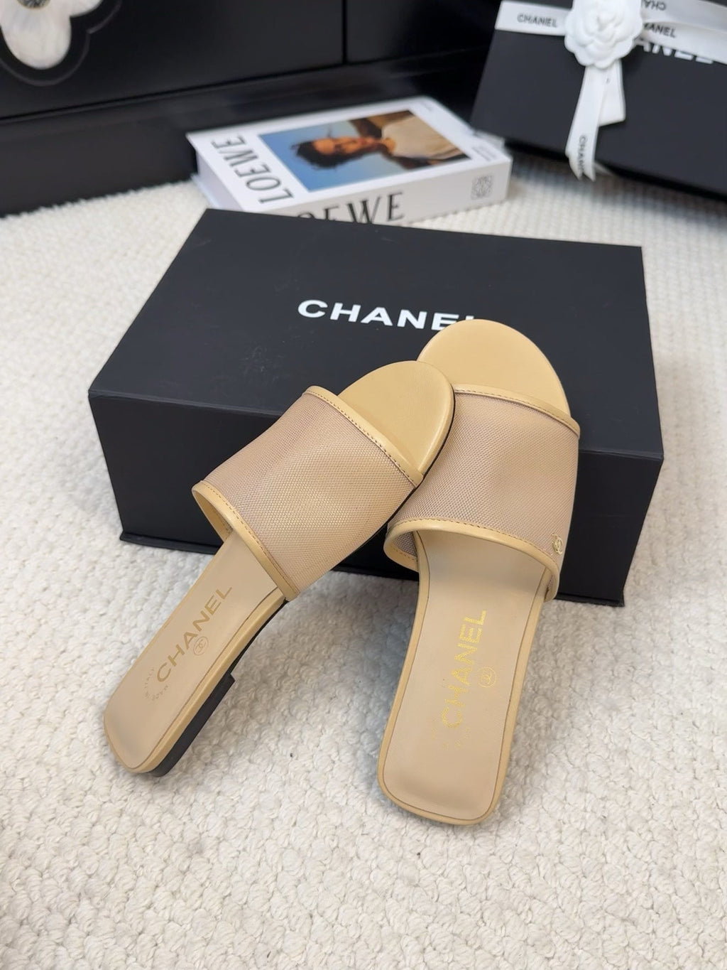 CHANEL FLAT SLIDE IN FLAX YELLOW MESH AND SUEDE