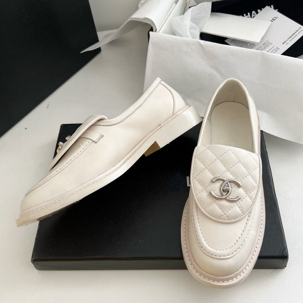 CHANEL Moasins White Quilted Calfskin Silver